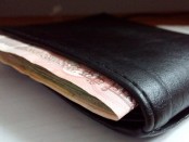 purse-388998_640