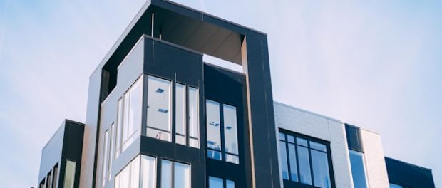 luke-van-zyl-koH7IVuwRLw-unsplash